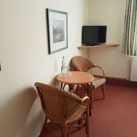 拉斯凯乐诺顿酒店 3* Nörten-Hardenberg