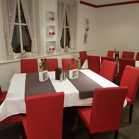 拉斯凯乐诺顿酒店 3* Nörten-Hardenberg